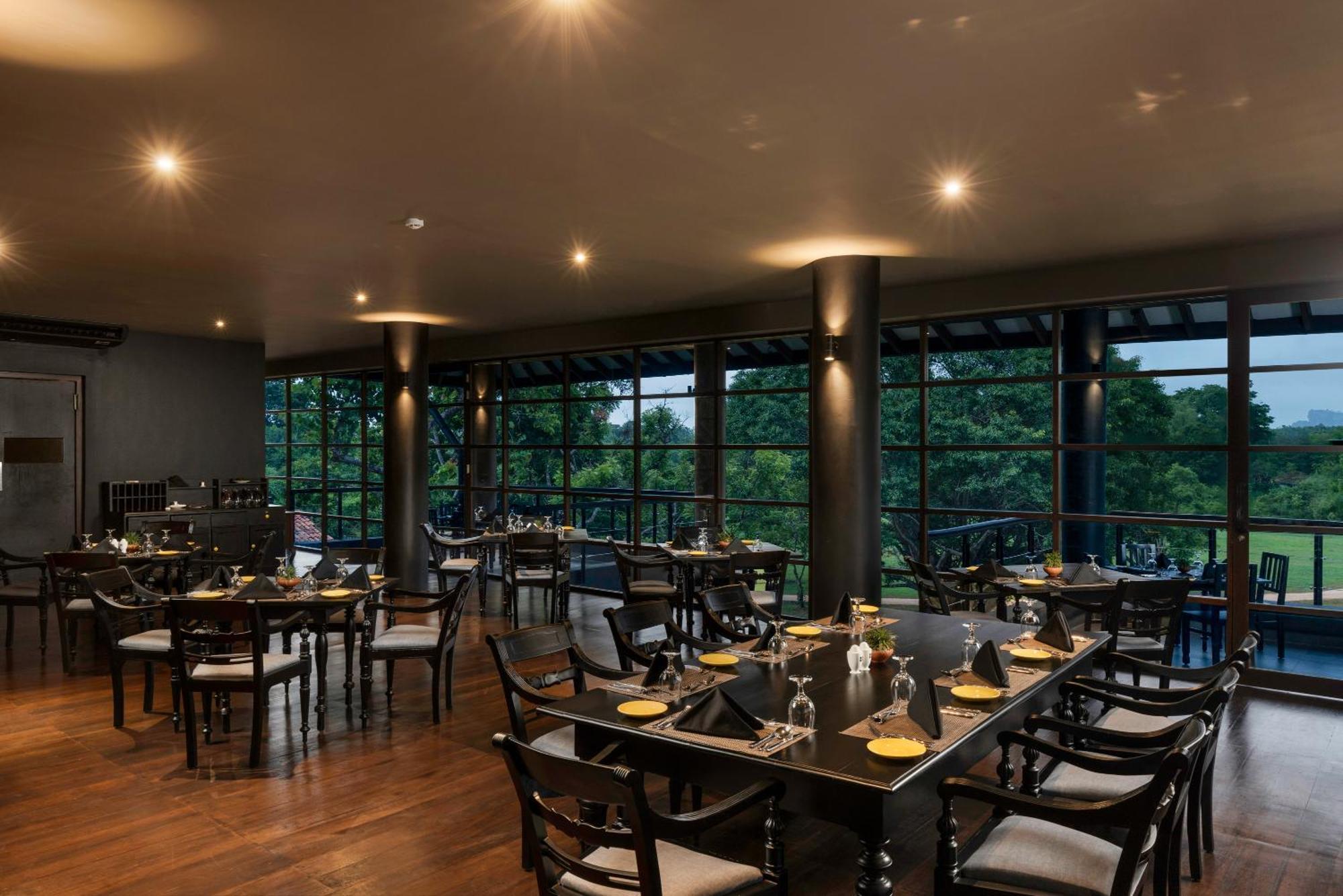 Ayugiri Ayurveda Wellness Resort Sigiriya Eksteriør billede