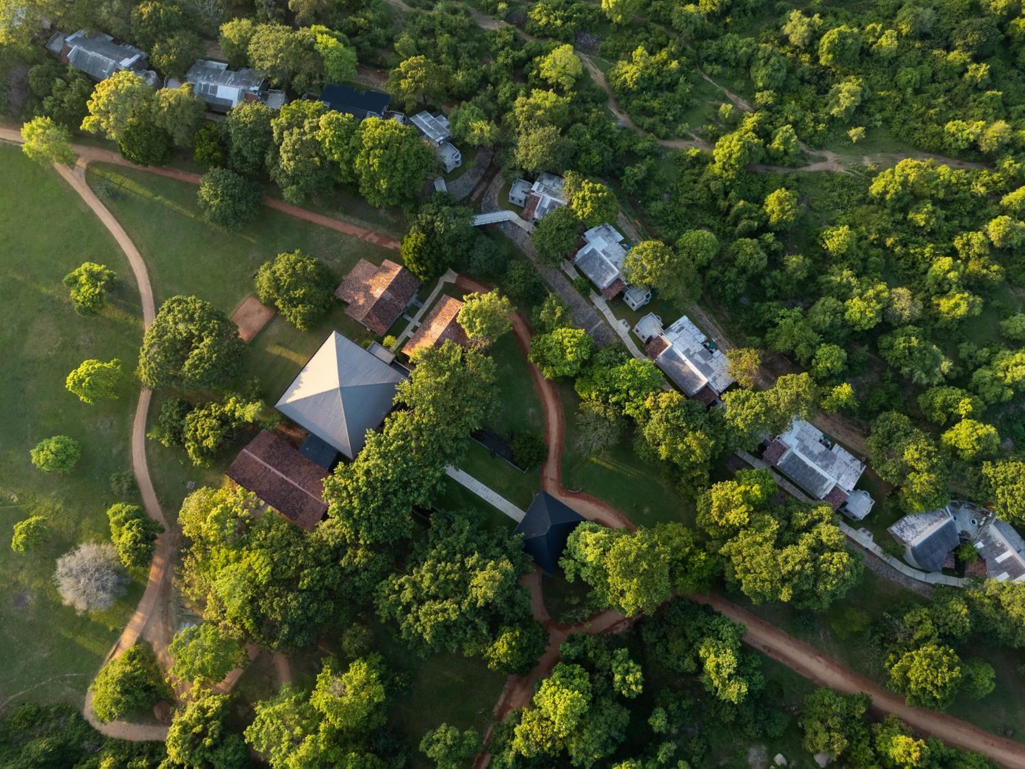 Ayugiri Ayurveda Wellness Resort Sigiriya Eksteriør billede